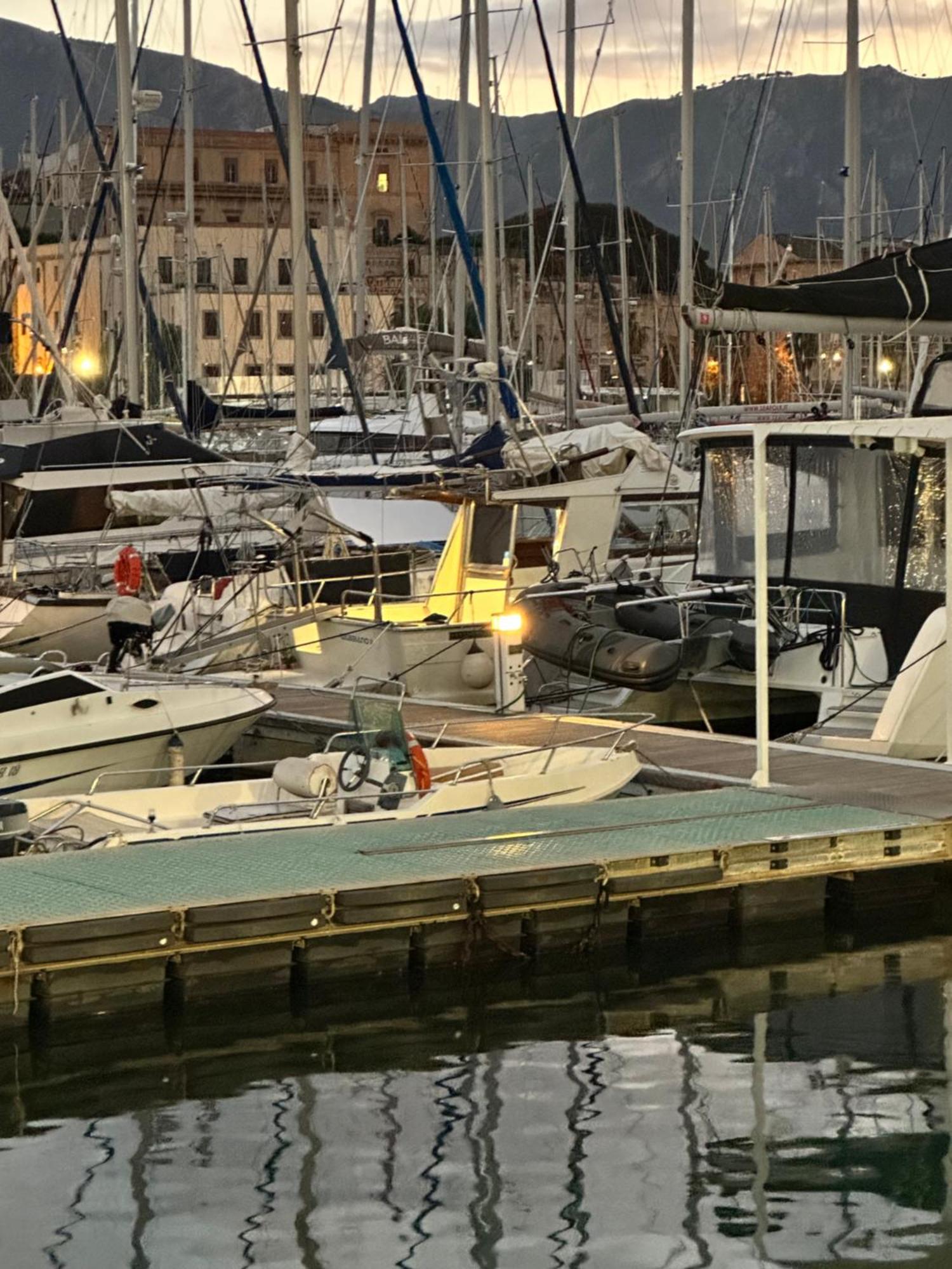 Hotel Pm Molo Trapezoidale Palermo Zewnętrze zdjęcie